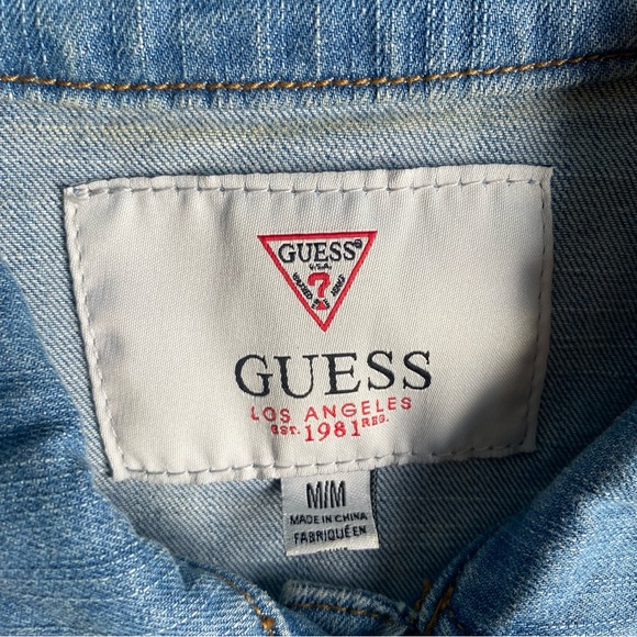 Guess‎ women’s medium jean jacket - Picture 4 of 5